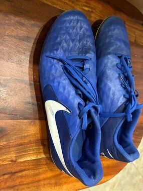 Nike Men's Tempo Royal Blue Soccer Cleats